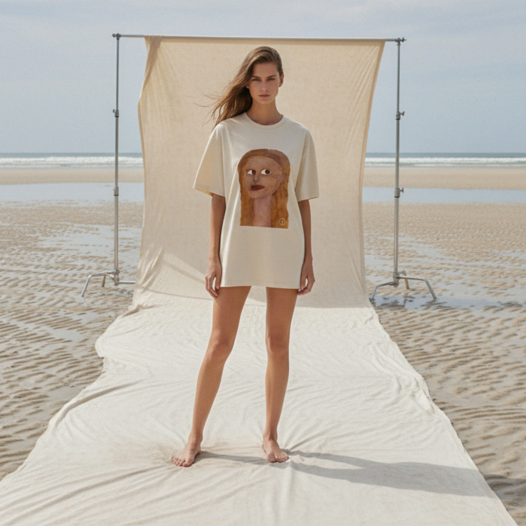 LIMITED EDITION 'Lisa Mona' certified organic (oversized) tee – oat (women) by Oldest Daughter