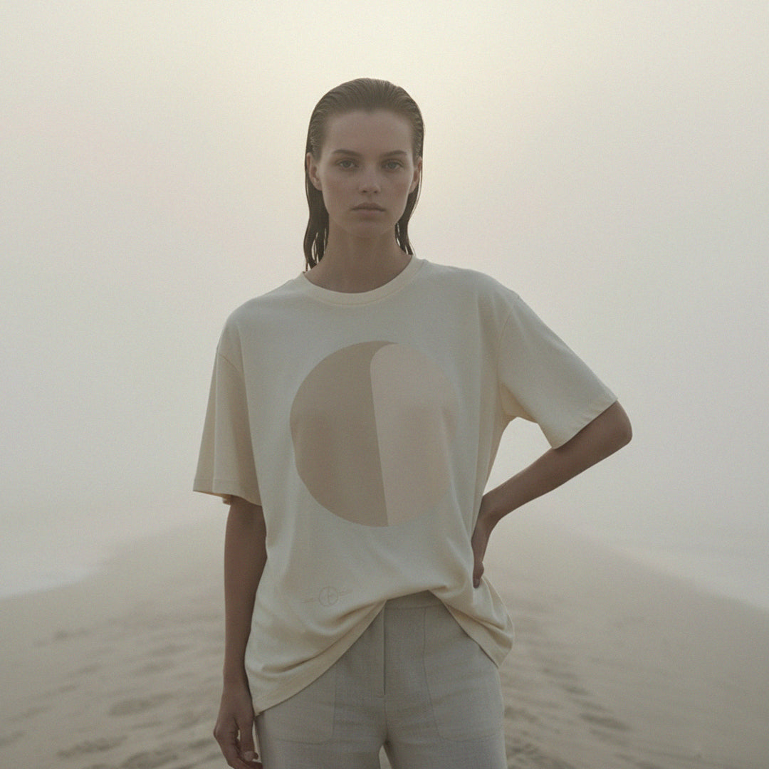 'Morning Fog' certified organic (oversized) tee – oat (women) by Oldest Daughter