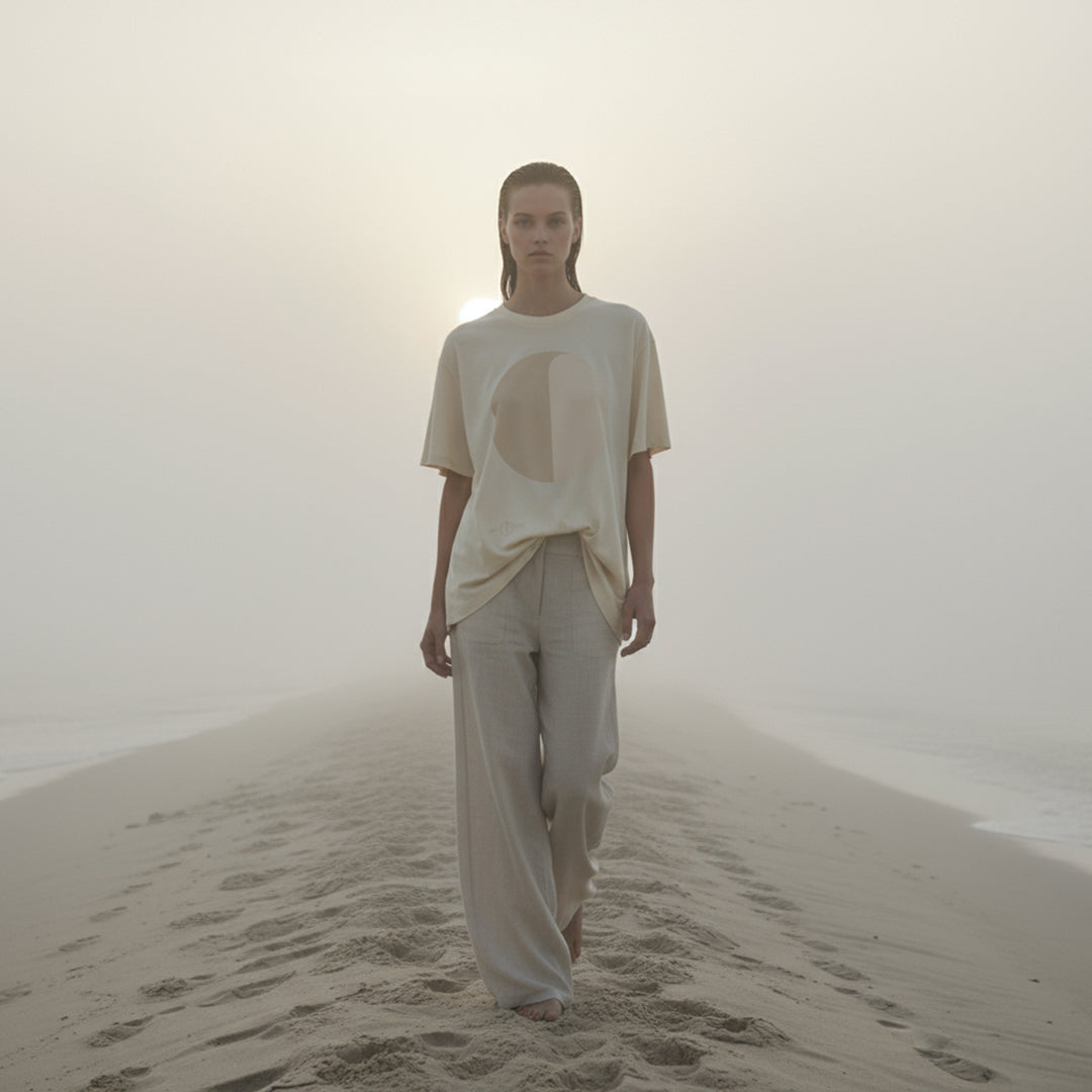 'Morning Fog' certified organic (oversized) tee – oat (women) by Oldest Daughter