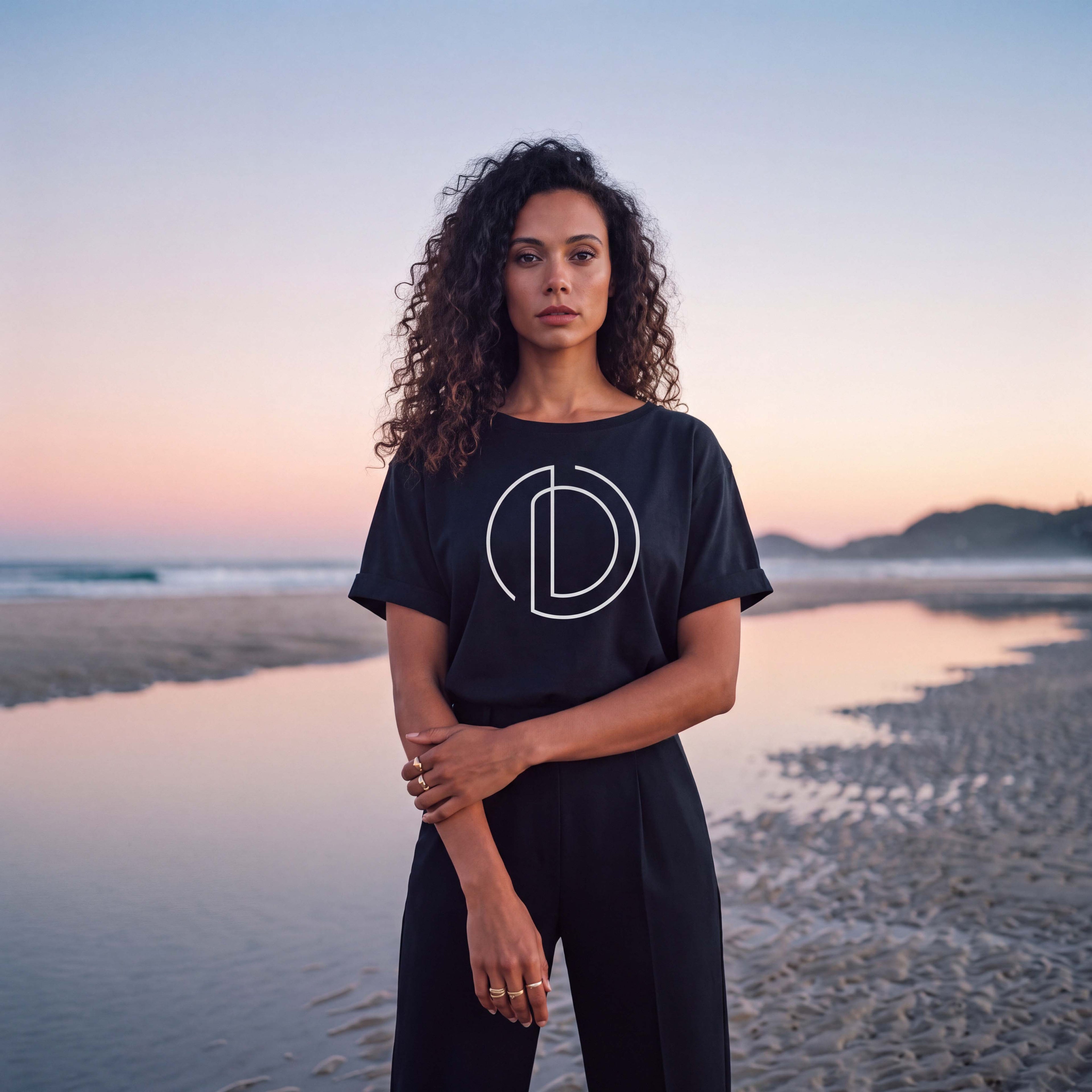 (PRE-SALE) Ep. 66: AMAYA organic relaxed rolled tee