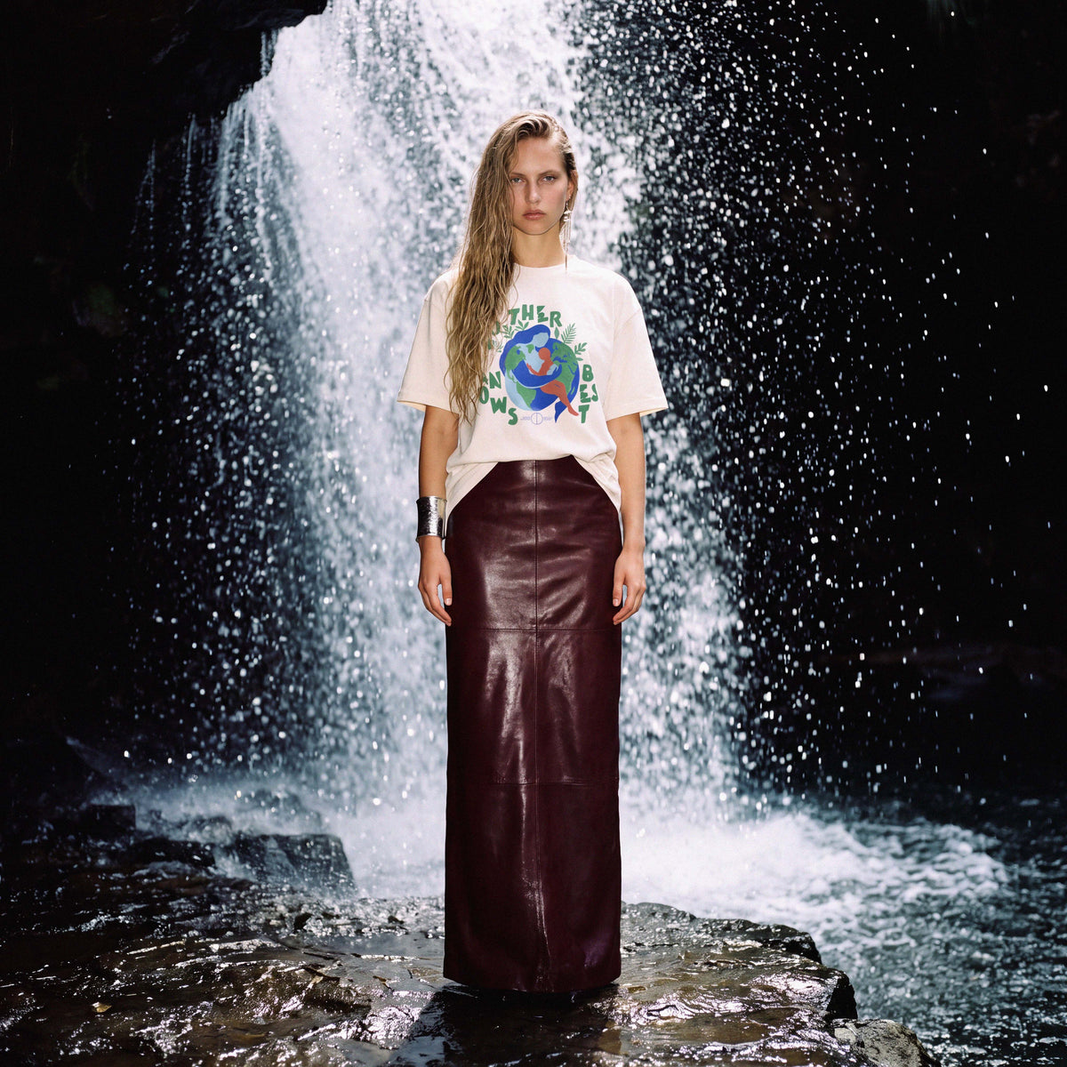 EVE organic cotton tee in antique white, relaxed drape – Oldest Daughter, Byron Bay