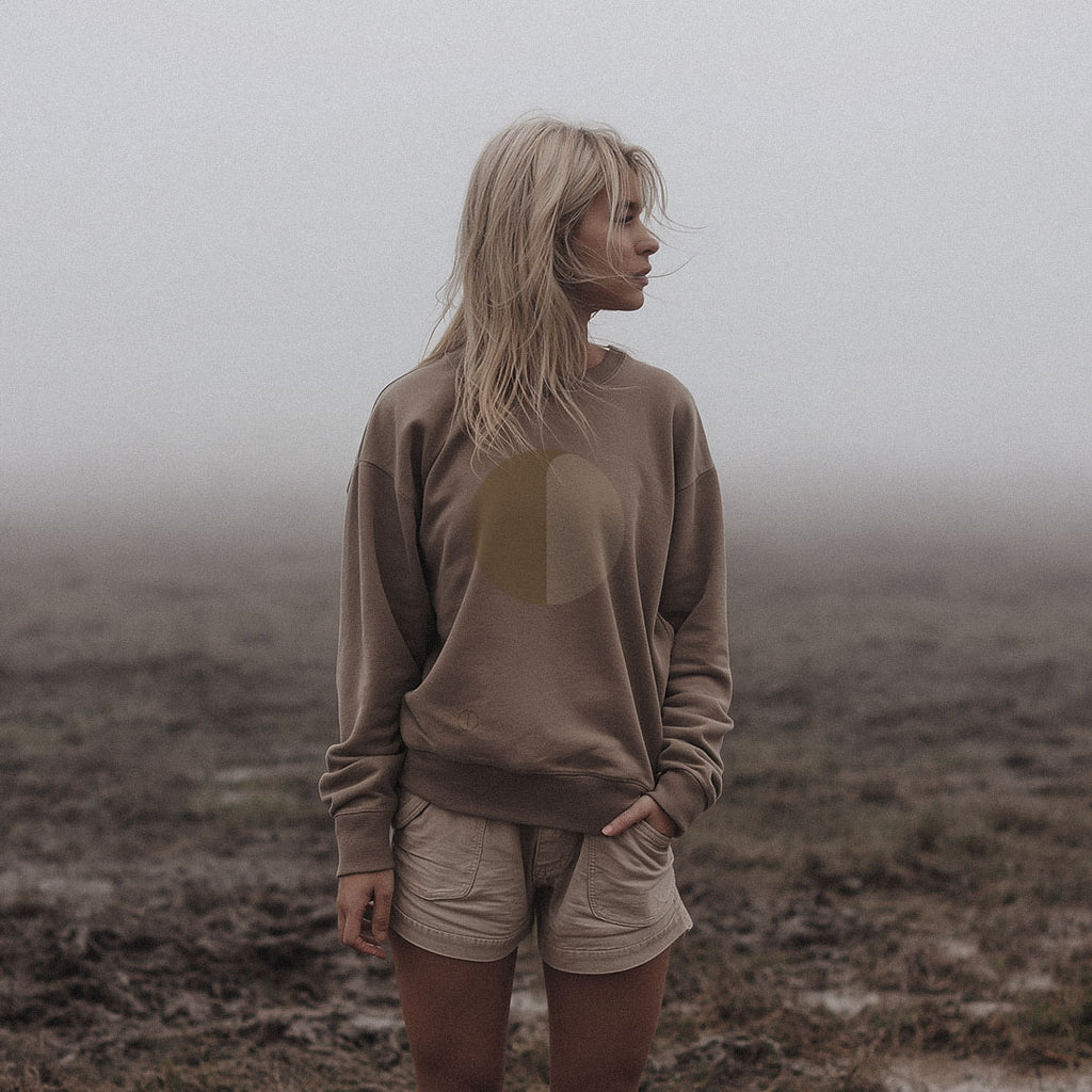 'Grounding' certified organic (relaxed) jumper – mutted brown (women) by Oldest Daughter